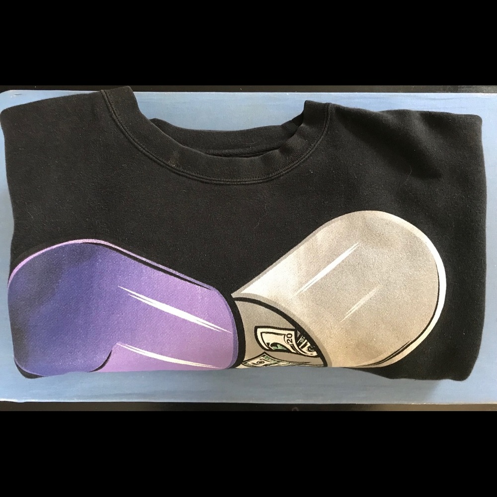 Flying Coffin Crewneck Medium